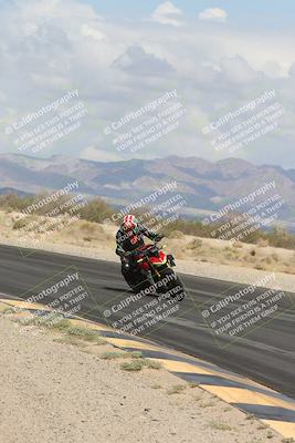 media/May-05-2025-Moto Forza (Mon) [[3c1838c5e5]]/2-B Group/Session 2 (Turn 7 Inside)/
